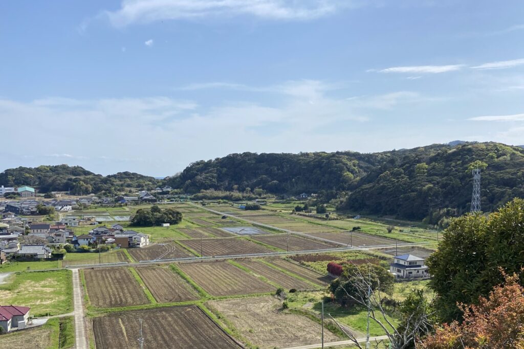The area is filled with pastoral beauty
